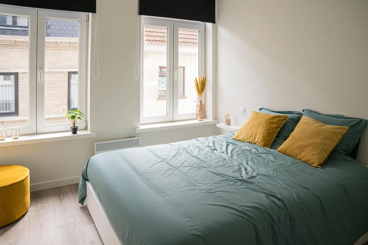 Etage 2 - Appartement In Centrum, 300M Van Zee En Gratis Parking Ostend 0*,